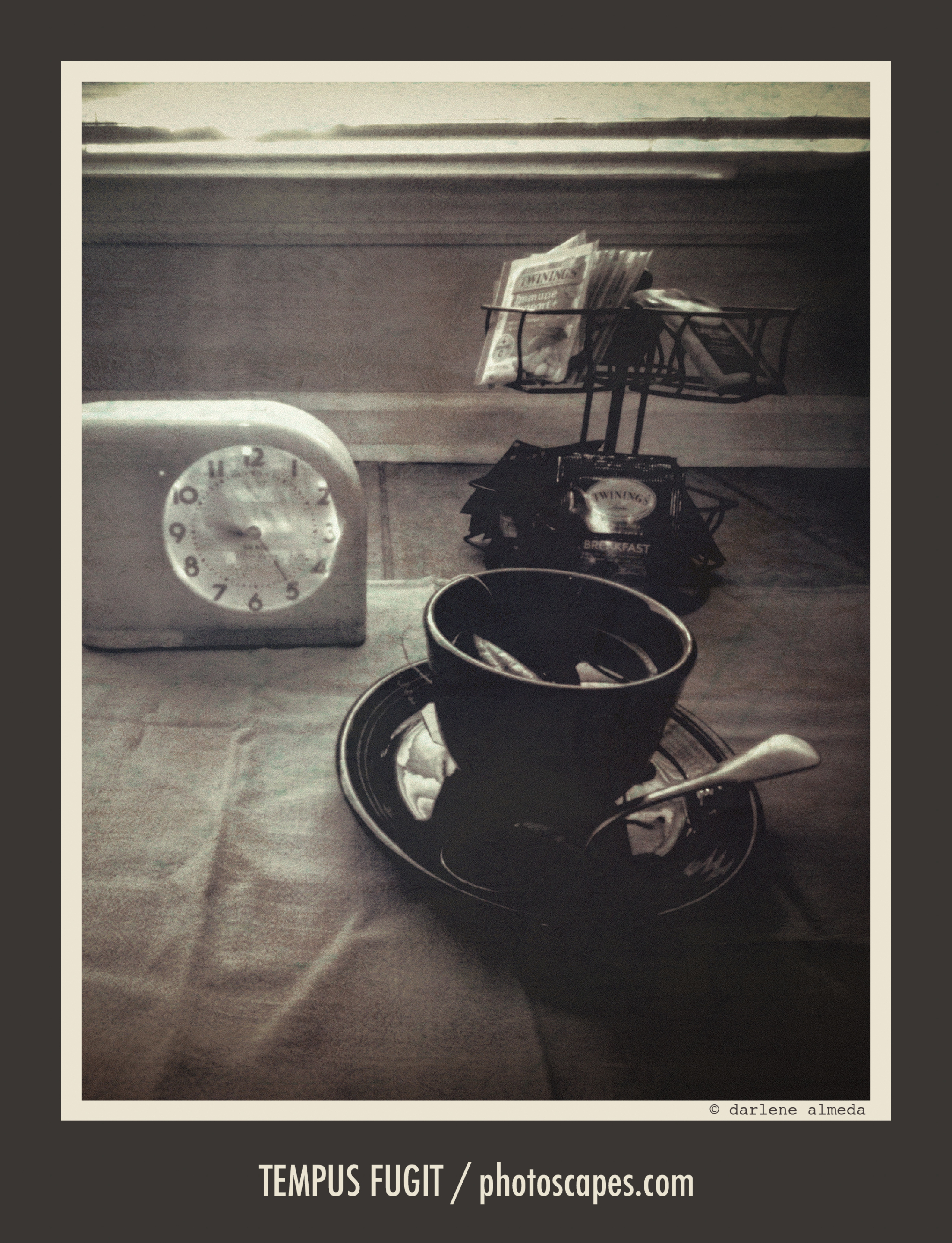 Worldwide Pinhole Day 2025: Tempus Fugit